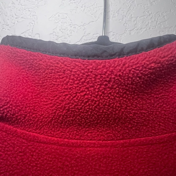 Sweater - Picture 8 of 8